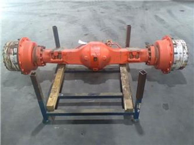 O & K 4920775 - O&K L 15 I - Axle/Achse/As - Punte şi piese pentru Utilaje constructii: Foto 1 O & K 4920775 - O&K L 15 I - Axle/Achse/As - Punte şi piese pentru Utilaje constructii: Foto 1