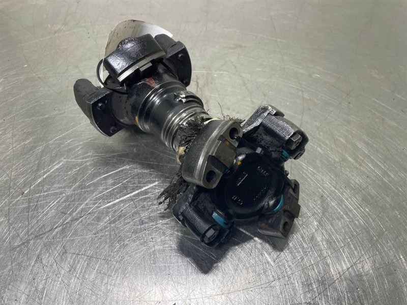 O & K L25.5 - Propshaft/Gelenkwelle/Cardanas - Punte şi piese pentru Utilaje constructii: Foto 3 O & K L25.5 - Propshaft/Gelenkwelle/Cardanas - Punte şi piese pentru Utilaje constructii: Foto 3