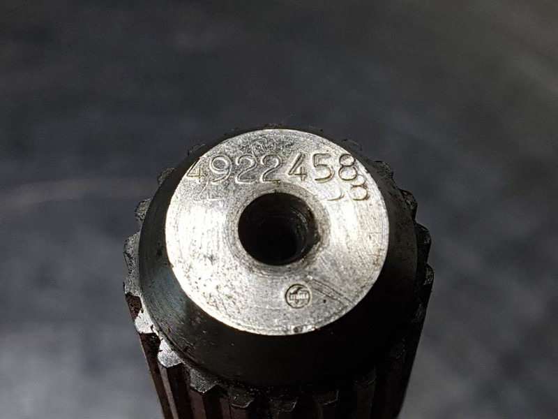 O & K L5-4922458-Joint shaft/Steckwelle/Steekas - Punte şi piese pentru Utilaje constructii: Foto 4 O & K L5-4922458-Joint shaft/Steckwelle/Steekas - Punte şi piese pentru Utilaje constructii: Foto 4