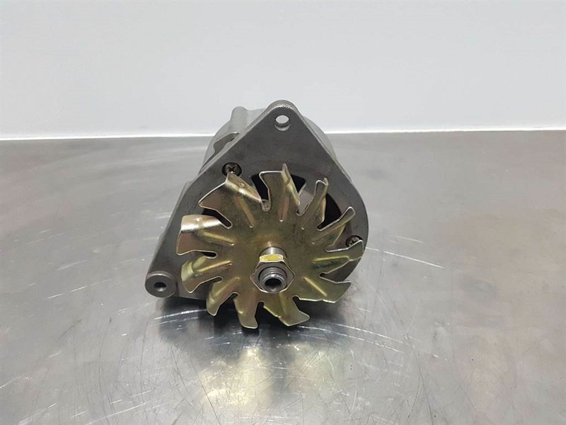 Perkins 4.236-14V 55A-Alternator/Lichtmaschine/Dynamo - Motor pentru Utilaje constructii: Foto 2 Perkins 4.236-14V 55A-Alternator/Lichtmaschine/Dynamo - Motor pentru Utilaje constructii: Foto 2