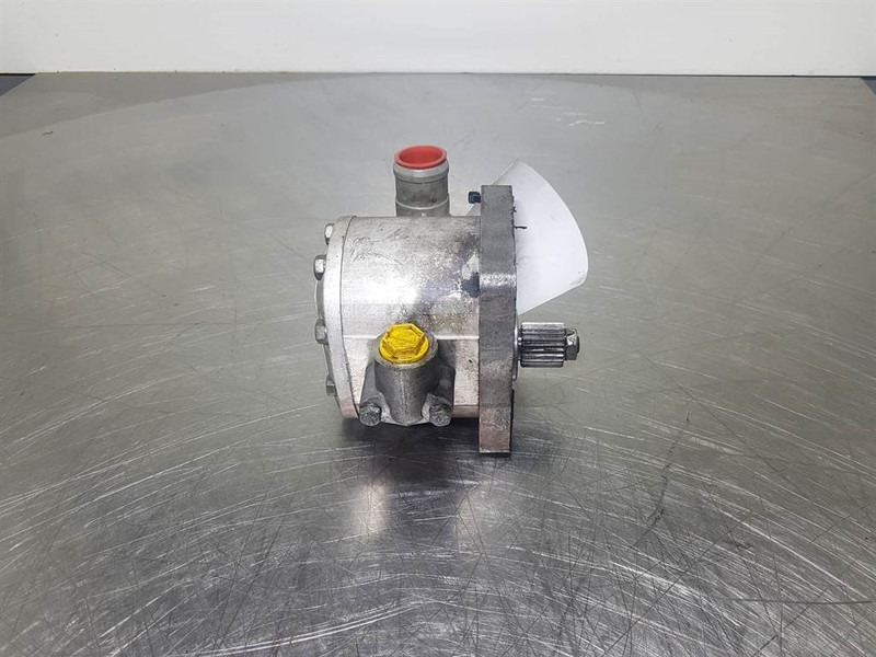 Perkins T4.236-XugpaBnuka C80X-Gearpump/Zahnradpumpe - Hidraulică pentru Utilaje constructii: Foto 2 Perkins T4.236-XugpaBnuka C80X-Gearpump/Zahnradpumpe - Hidraulică pentru Utilaje constructii: Foto 2
