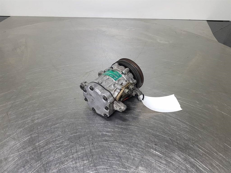 SANDEN SD7B10-7170-Compressor/Kompressor/Aircopomp - Compresor A/C pentru Utilaje constructii: Foto 2 SANDEN SD7B10-7170-Compressor/Kompressor/Aircopomp - Compresor A/C pentru Utilaje constructii: Foto 2