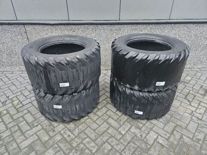 Volvo L25B-P-BKT 500/45-22.5-Tire/Reifen/Band - Anvelope și jante pentru Utilaje constructii: Foto 1 Volvo L25B-P-BKT 500/45-22.5-Tire/Reifen/Band - Anvelope și jante pentru Utilaje constructii: Foto 1