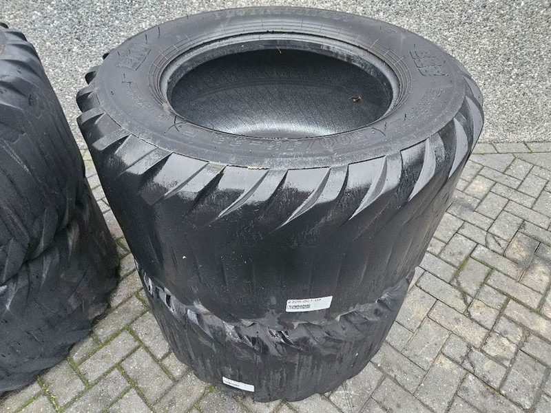 Volvo L25B-P-BKT 500/45-22.5-Tire/Reifen/Band - Anvelope și jante pentru Utilaje constructii: Foto 3 Volvo L25B-P-BKT 500/45-22.5-Tire/Reifen/Band - Anvelope și jante pentru Utilaje constructii: Foto 3