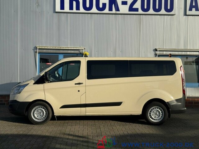Ford Transit 2.0 TDCI Custom TAXI Ausstattung 9 Sitze - Transport persoane: Foto 4 Ford Transit 2.0 TDCI Custom TAXI Ausstattung 9 Sitze - Transport persoane: Foto 4