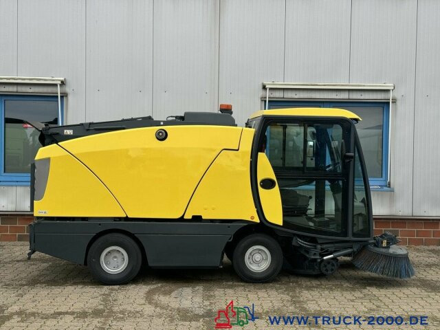 Leasing de  Johnston Bucher Sweeper CX 201 Kehren + Sprühen Klima Johnston Bucher Sweeper CX 201 Kehren + Sprühen Klima: Foto 15