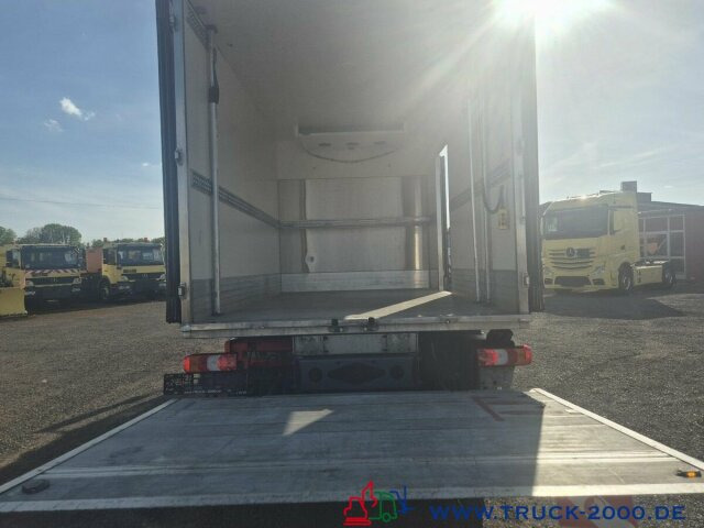 Mercedes-Benz 821 Carrier Xarios 600 - 20°- +18° LBW nur186TKM - Camion frigider: Foto 4 Mercedes-Benz 821 Carrier Xarios 600 - 20°- +18° LBW nur186TKM - Camion frigider: Foto 4