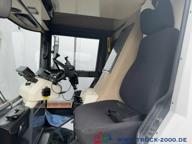 Ravo 540 3 Besensystem Sweeper + Sprühen 50 Km/h - Măturătoare stradală: Foto 5 Ravo 540 3 Besensystem Sweeper + Sprühen 50 Km/h - Măturătoare stradală: Foto 5