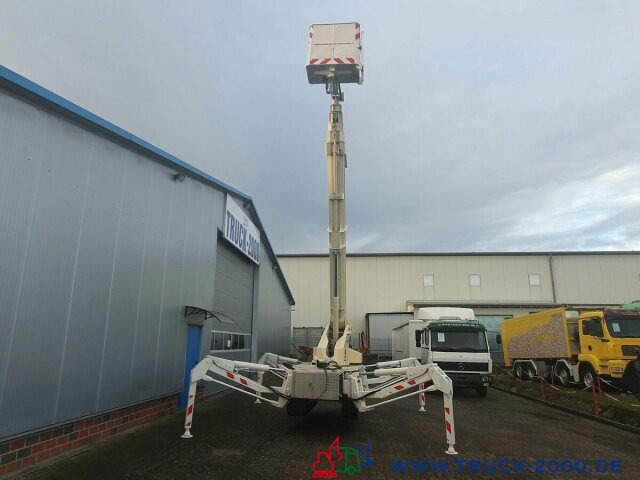 Ruthmann Raupen Arbeitsbühne 30.40 m / seitlich 18.90 m - Nacela telescopica, Nacelă spider: Foto 4 Ruthmann Raupen Arbeitsbühne 30.40 m / seitlich 18.90 m - Nacela telescopica, Nacelă spider: Foto 4