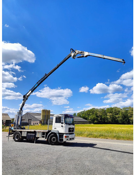 MAN 18.410 F2000 Cormach 22000 E4F + jib - Camion platformă, Camion cu macara: Foto 4 MAN 18.410 F2000 Cormach 22000 E4F + jib - Camion platformă, Camion cu macara: Foto 4