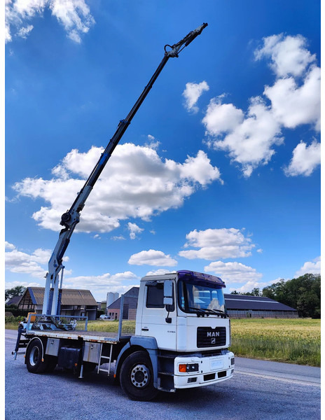 MAN 18.410 F2000 Cormach 22000 E4F + jib - Camion platformă, Camion cu macara: Foto 1 MAN 18.410 F2000 Cormach 22000 E4F + jib - Camion platformă, Camion cu macara: Foto 1
