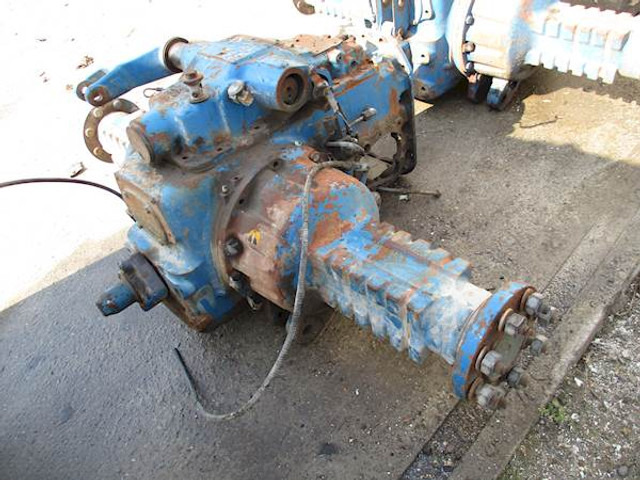 Ford 5000 - Axă spate pentru Camion: Foto 3 Ford 5000 - Axă spate pentru Camion: Foto 3