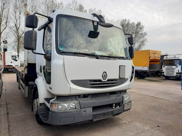 Renault MIDLUM 220 - Camion şasiu: Foto 3 Renault MIDLUM 220 - Camion şasiu: Foto 3