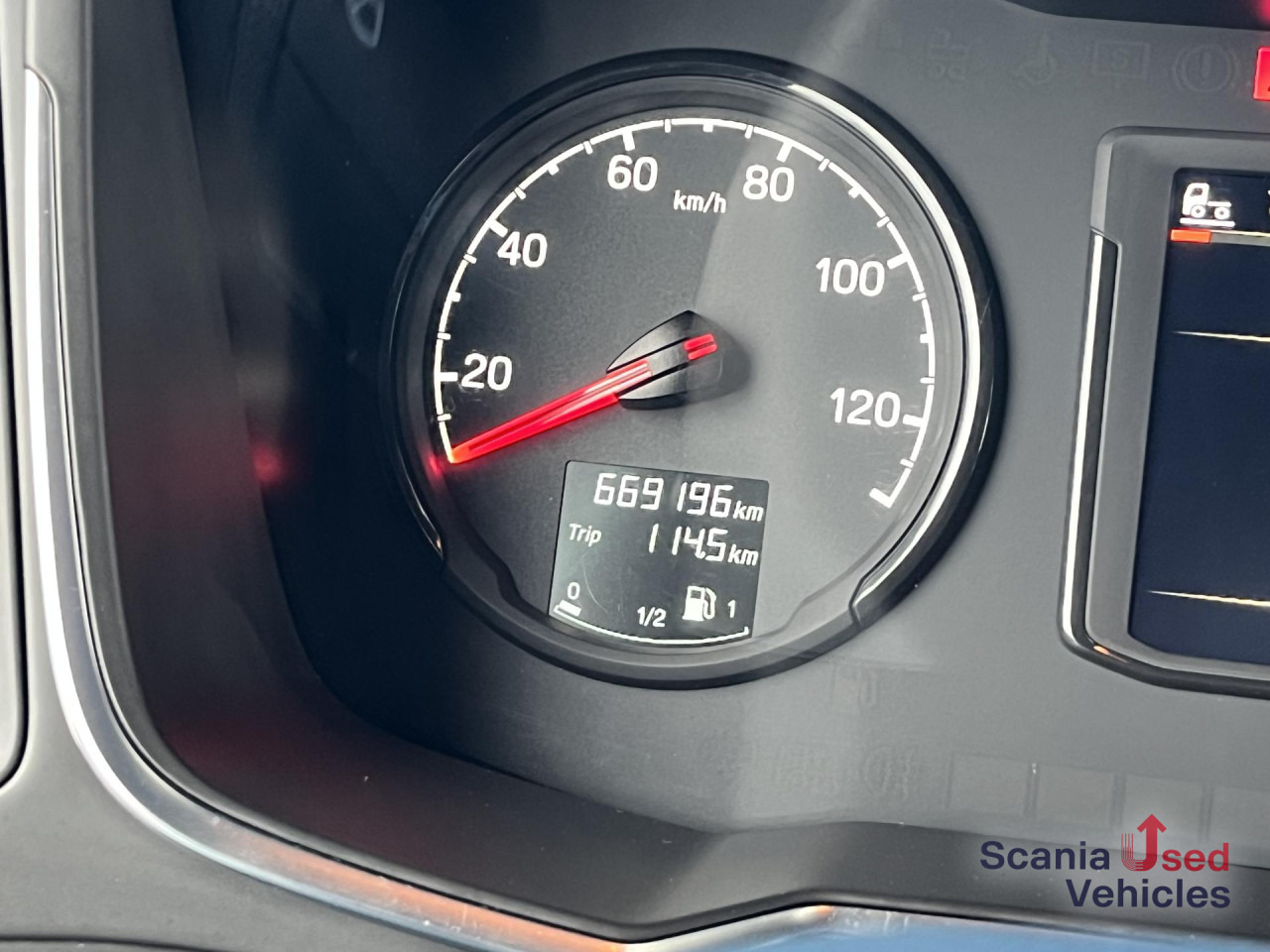 SCANIA R 450 A4x2LB RETARDER DIFF-L P-AIRCO FULL AIR - Cap tractor: Foto 5 SCANIA R 450 A4x2LB RETARDER DIFF-L P-AIRCO FULL AIR - Cap tractor: Foto 5
