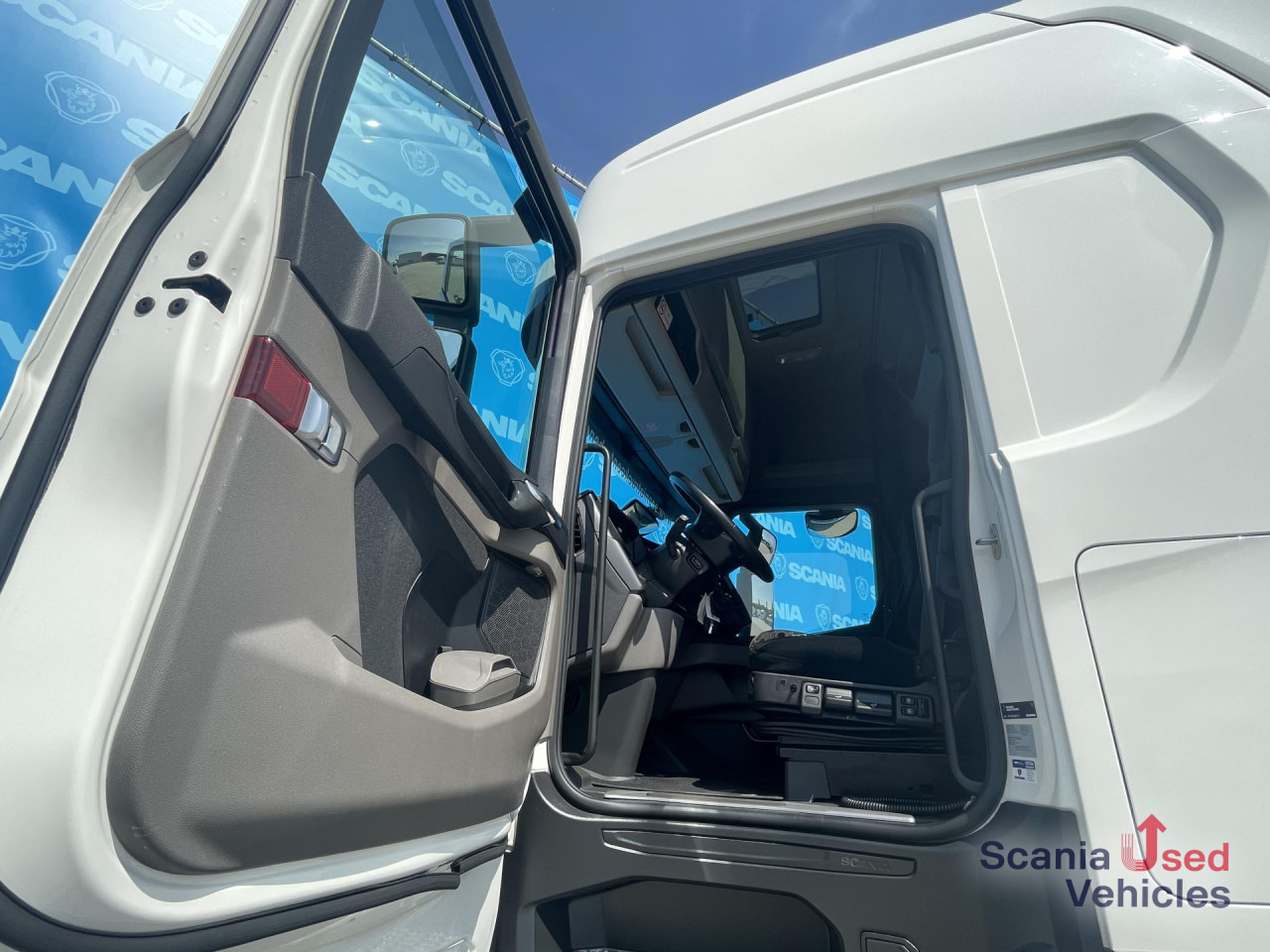 SCANIA S 500 A4X2NB RETARDER FULL AIR 8T P-AIRCO ACC - Cap tractor: Foto 3 SCANIA S 500 A4X2NB RETARDER FULL AIR 8T P-AIRCO ACC - Cap tractor: Foto 3