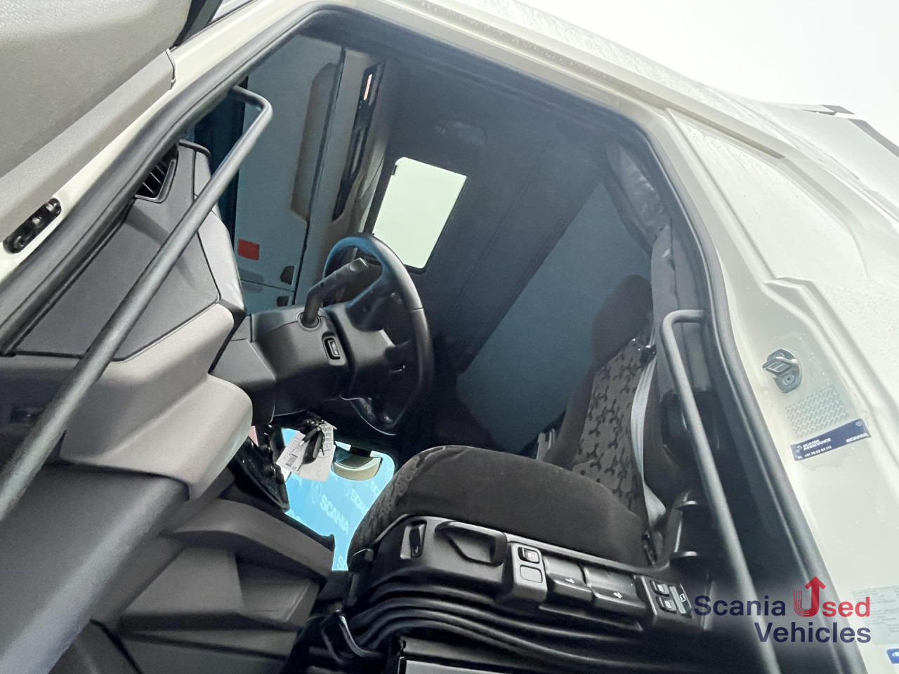 SCANIA S 500 A4x2NB DIFF-L RETARDER FULL AIR ACC 8T - Cap tractor: Foto 5 SCANIA S 500 A4x2NB DIFF-L RETARDER FULL AIR ACC 8T - Cap tractor: Foto 5