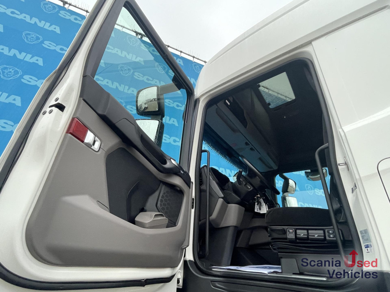 SCANIA S 500 A4x2NB DIFF-L RETARDER FULL AIR ACC 8T - Cap tractor: Foto 4 SCANIA S 500 A4x2NB DIFF-L RETARDER FULL AIR ACC 8T - Cap tractor: Foto 4