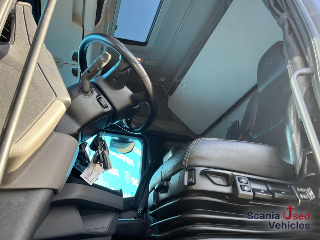 SCANIA S 500 A6x2/4NB DIFF-L RETARDER FULL AIR ACC - Cap tractor: Foto 4 SCANIA S 500 A6x2/4NB DIFF-L RETARDER FULL AIR ACC - Cap tractor: Foto 4