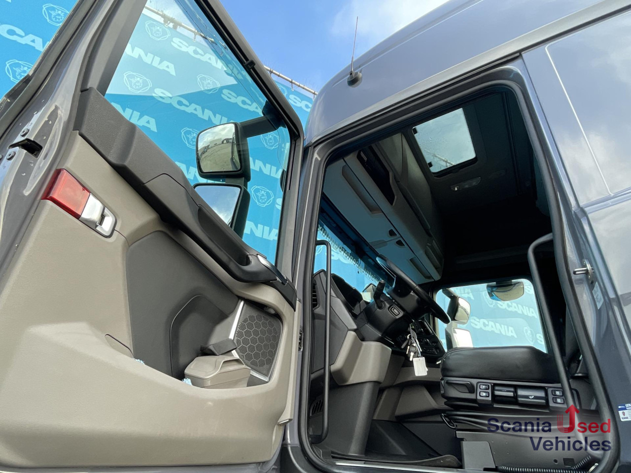 SCANIA S 500 A6x2/4NB RETARDER FULL AIR P-AIRCO ACC - Cap tractor: Foto 4 SCANIA S 500 A6x2/4NB RETARDER FULL AIR P-AIRCO ACC - Cap tractor: Foto 4