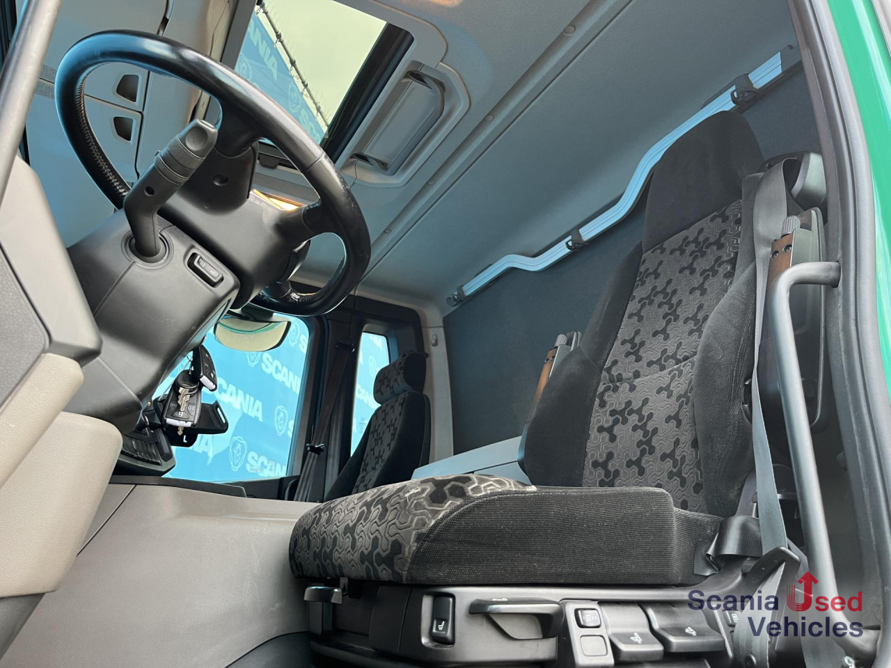 SCANIA P 320 B6x2*4NB RETARDER FULL AIR 8T 7.2x2.5x2.35M - Camion furgon: Foto 2 SCANIA P 320 B6x2*4NB RETARDER FULL AIR 8T 7.2x2.5x2.35M - Camion furgon: Foto 2