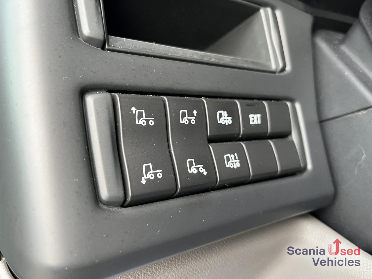 SCANIA P 320 B6x2*4NB RETARDER FULL AIR 8T 7.2x2.5x2.35M - Camion furgon: Foto 4 SCANIA P 320 B6x2*4NB RETARDER FULL AIR 8T 7.2x2.5x2.35M - Camion furgon: Foto 4