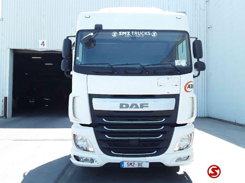 DAF 106 XF 510 Spacecab intarder 2 tanks FR truck - Cap tractor: Foto 2 DAF 106 XF 510 Spacecab intarder 2 tanks FR truck - Cap tractor: Foto 2