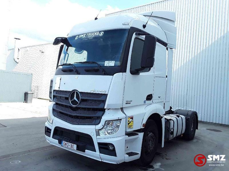 Mercedes-Benz Actros 1845 Streamspace 2 tanks 10/2013 - Cap tractor: Foto 3 Mercedes-Benz Actros 1845 Streamspace 2 tanks 10/2013 - Cap tractor: Foto 3