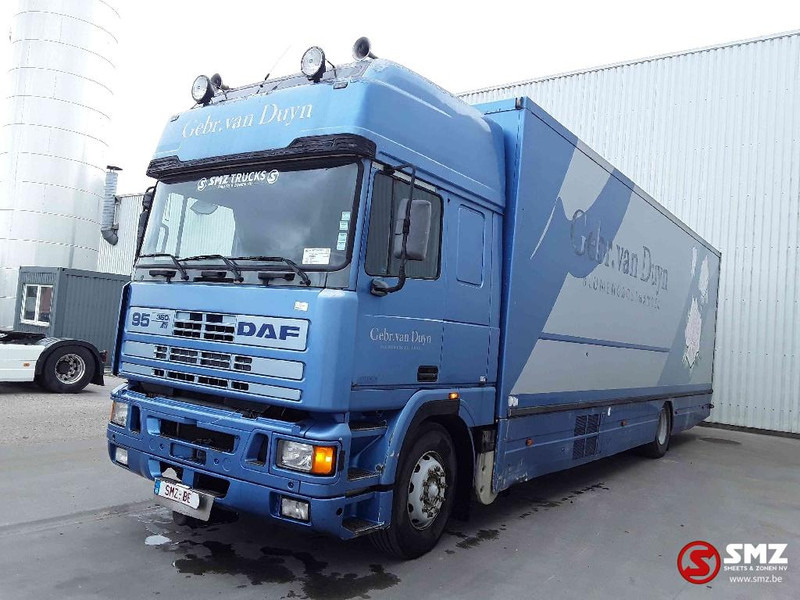 DAF 95 360 ATI SuperSpacecab NL truck - Camion frigider: Foto 3 DAF 95 360 ATI SuperSpacecab NL truck - Camion frigider: Foto 3