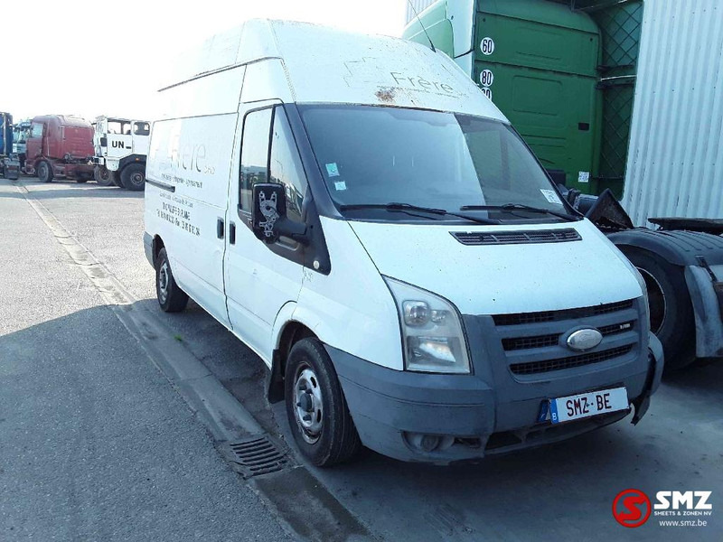 Ford Transit - Autoutilitară box: Foto 1 Ford Transit - Autoutilitară box: Foto 1