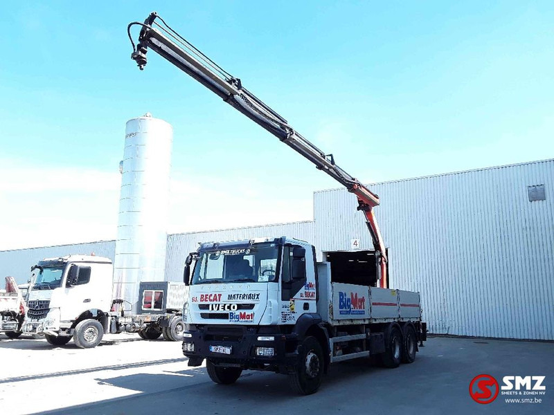 Iveco Trakker 360 Palfinger Pk18002 4+remote - Camion platformă, Camion cu macara: Foto 3 Iveco Trakker 360 Palfinger Pk18002 4+remote - Camion platformă, Camion cu macara: Foto 3