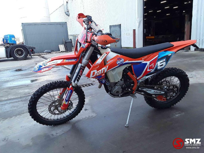 KTM KTM 250 - Motocicletă: Foto 5 KTM KTM 250 - Motocicletă: Foto 5
