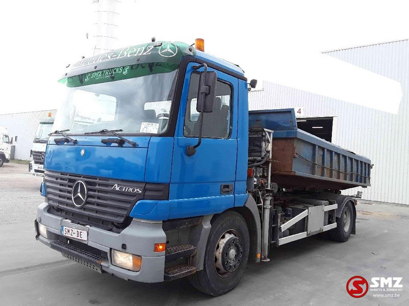Mercedes-Benz Actros 1835 - Camion transport containere/ Swap body, Camion cu macara: Foto 3 Mercedes-Benz Actros 1835 - Camion transport containere/ Swap body, Camion cu macara: Foto 3