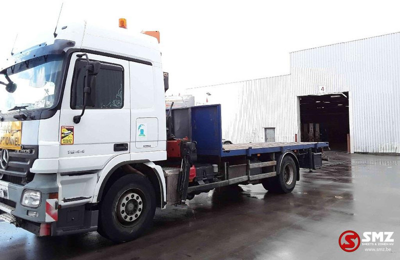 Mercedes-Benz Actros 1844 EPS - Camion platformă, Camion cu macara: Foto 5 Mercedes-Benz Actros 1844 EPS - Camion platformă, Camion cu macara: Foto 5