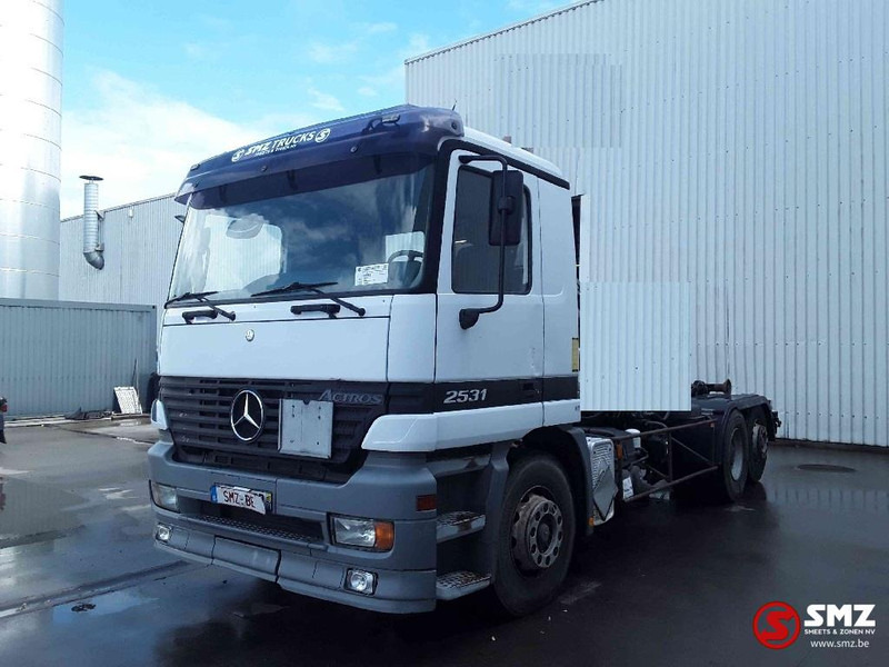 Mercedes-Benz Actros 2531 francais - Camion şasiu: Foto 3 Mercedes-Benz Actros 2531 francais - Camion şasiu: Foto 3