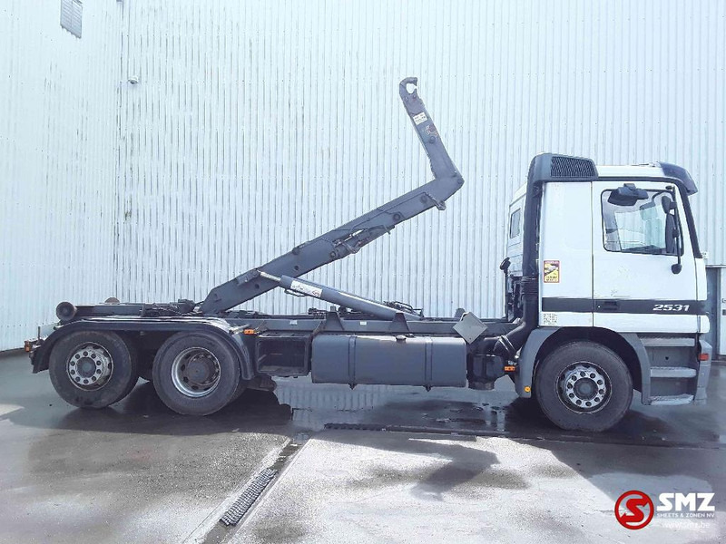 Mercedes-Benz Actros 2531 francais - Camion transport containere/ Swap body: Foto 4 Mercedes-Benz Actros 2531 francais - Camion transport containere/ Swap body: Foto 4