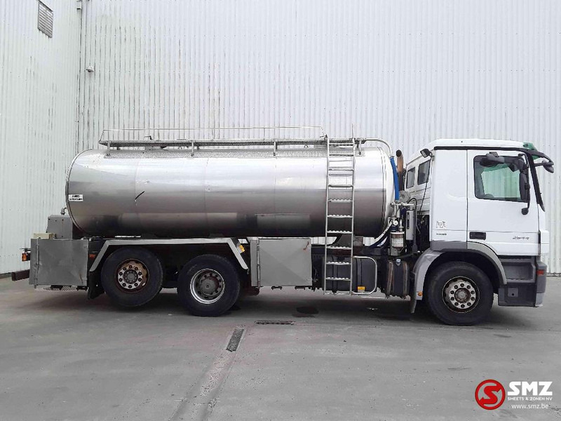 Mercedes-Benz Actros 2544 inox tank - 15.000 liter - retarder - Camion cisternă: Foto 4 Mercedes-Benz Actros 2544 inox tank - 15.000 liter - retarder - Camion cisternă: Foto 4