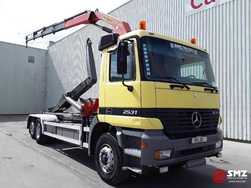 Mercedes-Benz Actros 2631 palfinger pk 14080-4 - Camion transport containere/ Swap body, Camion cu macara: Foto 1 Mercedes-Benz Actros 2631 palfinger pk 14080-4 - Camion transport containere/ Swap body, Camion cu macara: Foto 1