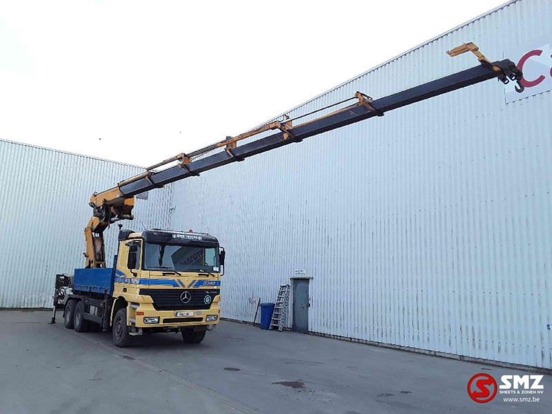 Mercedes-Benz Actros 3340 6x6 Effer 680 6s ext/remote 338'km - Camion platformă, Camion cu macara: Foto 1 Mercedes-Benz Actros 3340 6x6 Effer 680 6s ext/remote 338'km - Camion platformă, Camion cu macara: Foto 1