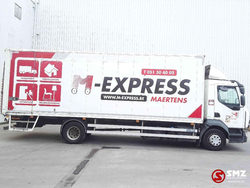 Renault D 12 - Camion furgon: Foto 4 Renault D 12 - Camion furgon: Foto 4