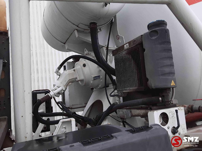 Autobetonieră Renault Kerax 430 8m3+remote: Foto 13 Autobetonieră Renault Kerax 430 8m3+remote: Foto 13