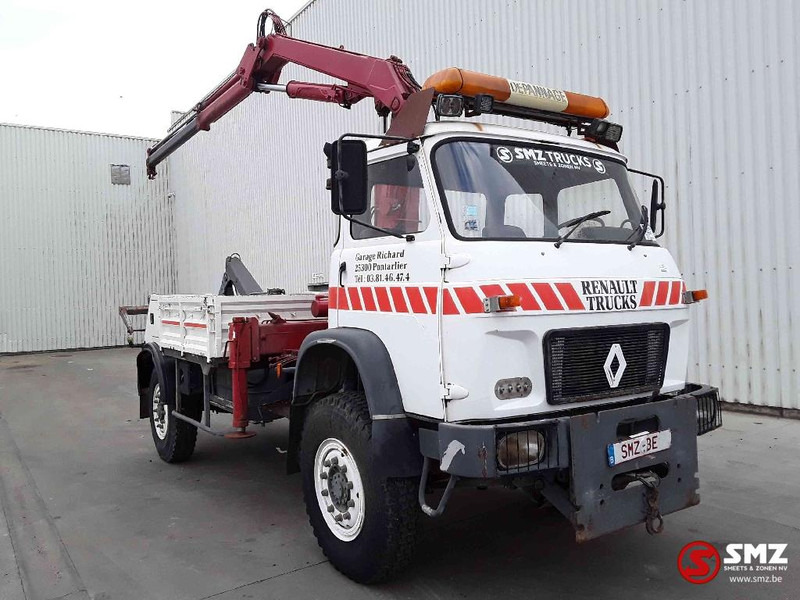 Renault TRM 4000 depannage /grue 4x4 - Maşină de tractare: Foto 1 Renault TRM 4000 depannage /grue 4x4 - Maşină de tractare: Foto 1