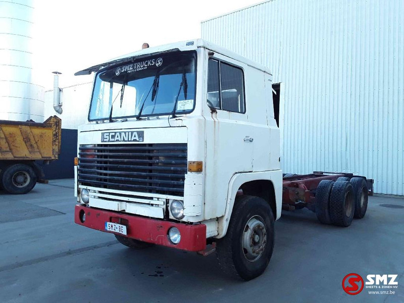 Scania 111 6x2 super lames - Camion şasiu: Foto 3 Scania 111 6x2 super lames - Camion şasiu: Foto 3