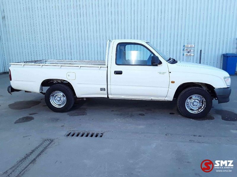 Toyota Hilux - Automobil: Foto 4 Toyota Hilux - Automobil: Foto 4