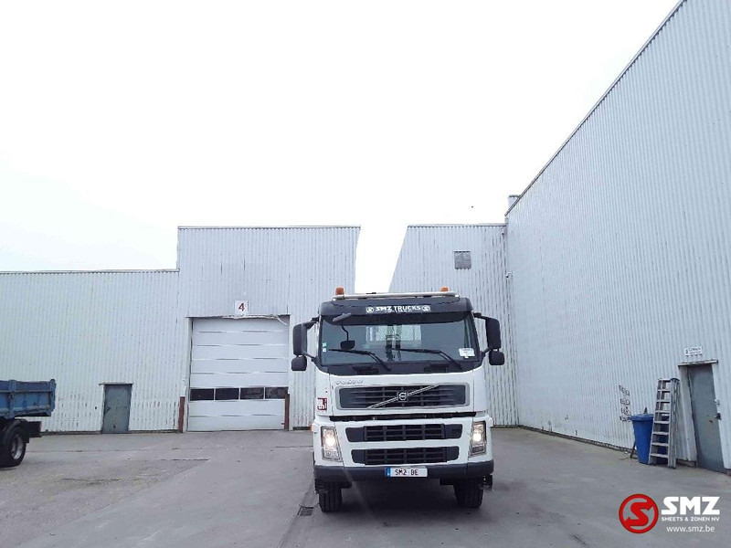 Volvo FM 6x4 - Camion platformă, Camion cu macara: Foto 2 Volvo FM 6x4 - Camion platformă, Camion cu macara: Foto 2