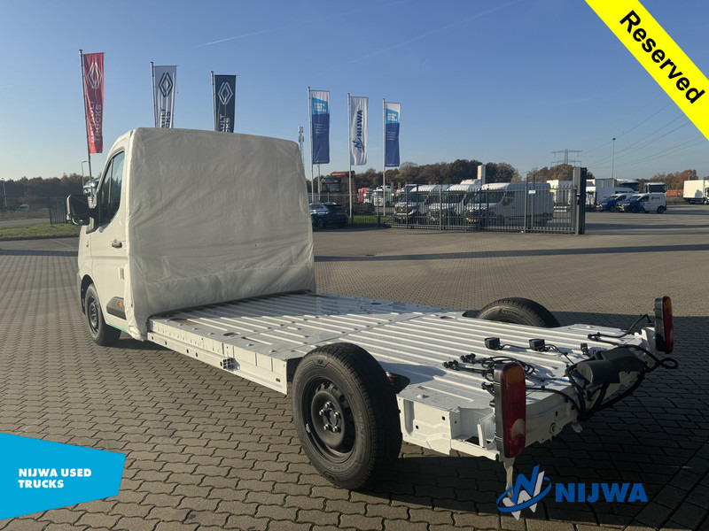 Renault Master E-Tech 145 L3H1 platform cabine - Autoutilitară, Autoutilitară electrică: Foto 3 Renault Master E-Tech 145 L3H1 platform cabine - Autoutilitară, Autoutilitară electrică: Foto 3
