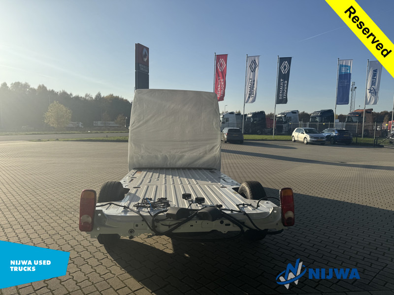 Renault Master E-Tech 145 L3H1 platform cabine - Autoutilitară, Autoutilitară electrică: Foto 5 Renault Master E-Tech 145 L3H1 platform cabine - Autoutilitară, Autoutilitară electrică: Foto 5