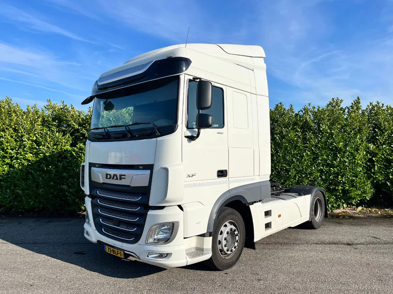 DAF XF 450 FT SC Euro6 - Cap tractor: Foto 2 DAF XF 450 FT SC Euro6 - Cap tractor: Foto 2