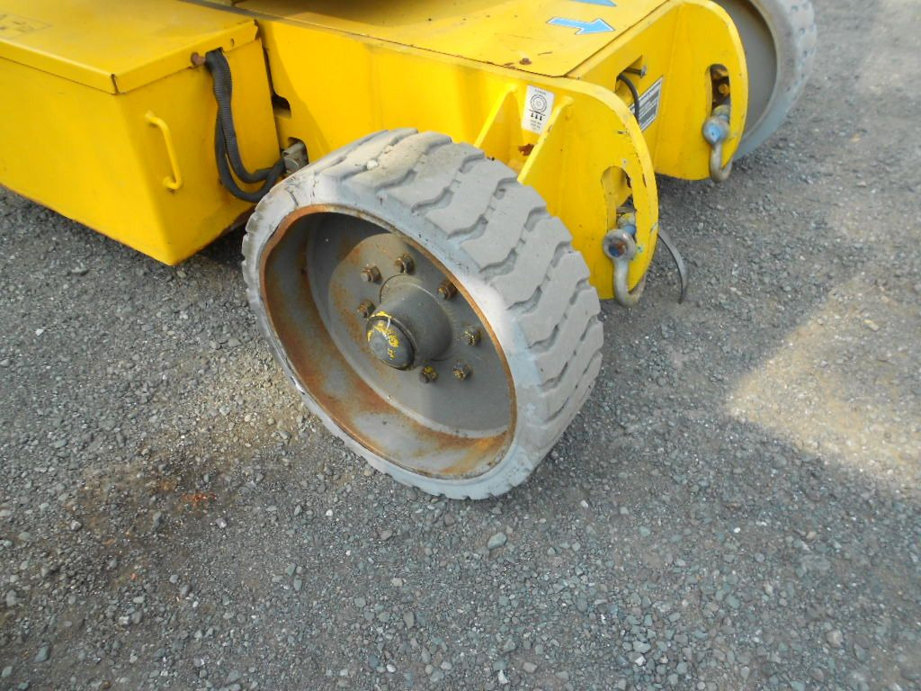 Camion cu nacela Genie Arbeitsbühne Genie Z 34/22N, 12,5 m: Foto 10 Camion cu nacela Genie Arbeitsbühne Genie Z 34/22N, 12,5 m: Foto 10