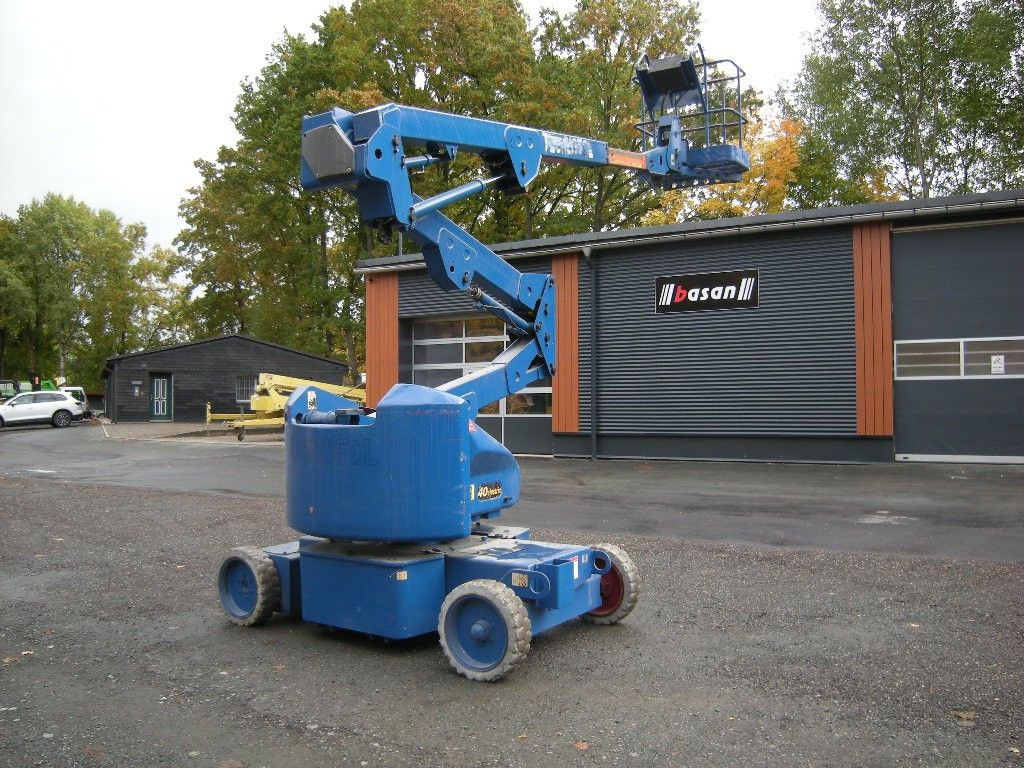 JLG N40E Gelenkteleskoparbeitsbühne 14 m - Camion cu nacela: Foto 2 JLG N40E Gelenkteleskoparbeitsbühne 14 m - Camion cu nacela: Foto 2