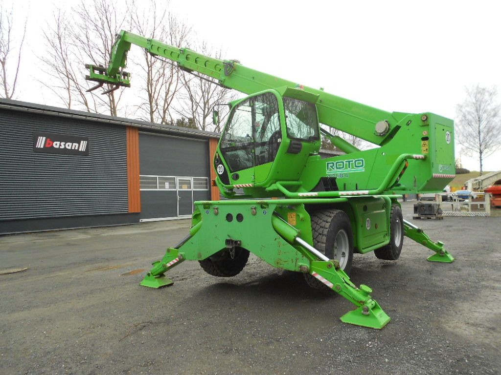 Merlo RT 38 Roto 40.18 S - Stivuitor telescopic: Foto 3 Merlo RT 38 Roto 40.18 S - Stivuitor telescopic: Foto 3